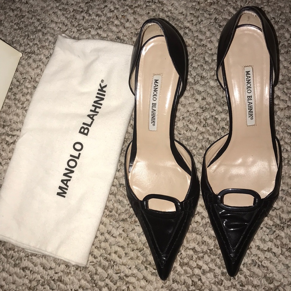 Manolo Blahnik Kitten Heels Size 38 1/2.